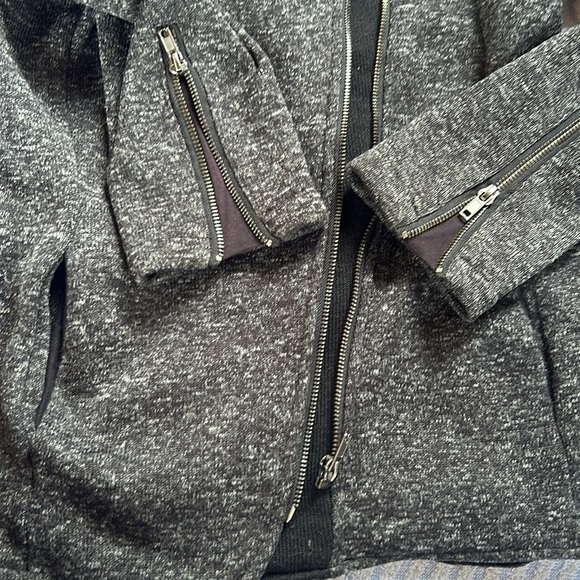 Fabletics Calypso Women's Zip Up
Fleece Jacket - Picture 9 of 10